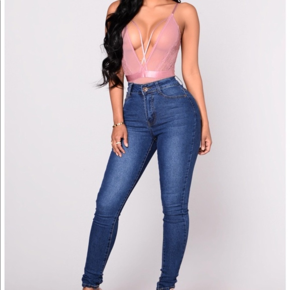 fashion nova high waisted jeans